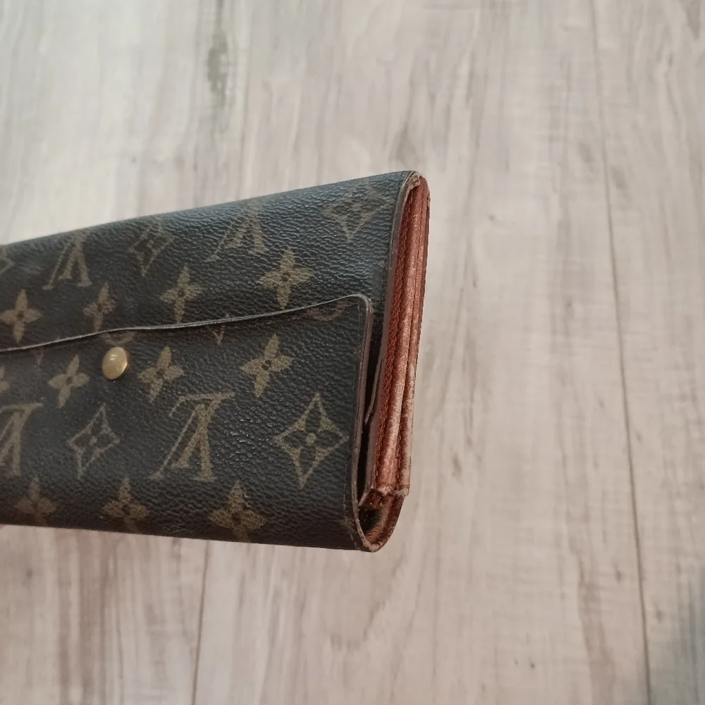 Louis Vuitton Monogram Sarah Long Wallet